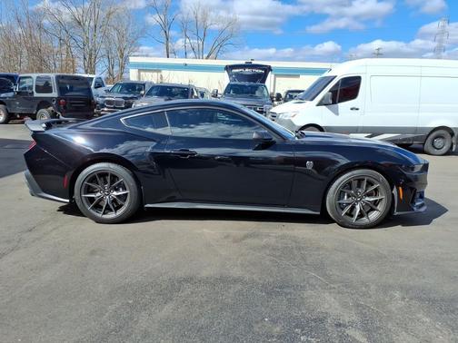 2024 Ford Mustang Dark Horse Fastback