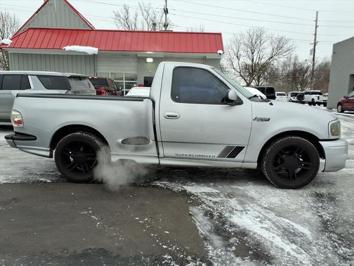2002 Ford F-150 Lightning