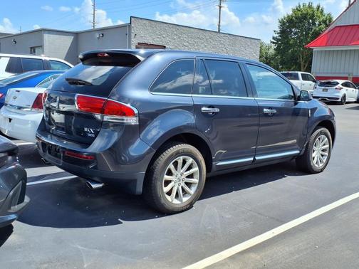 2013 Lincoln MKX Base