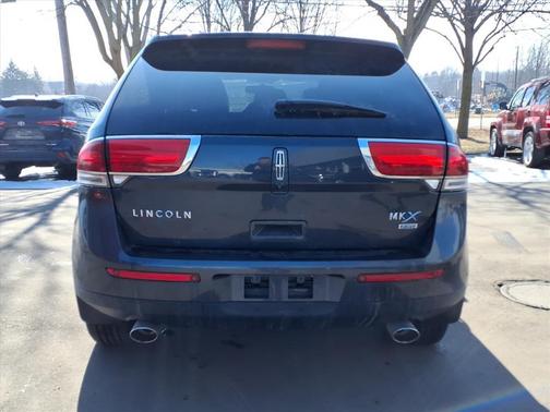 2013 Lincoln MKX Base