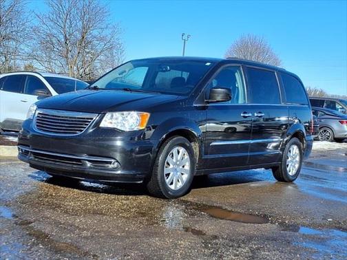 2015 Chrysler Town & Country Touring