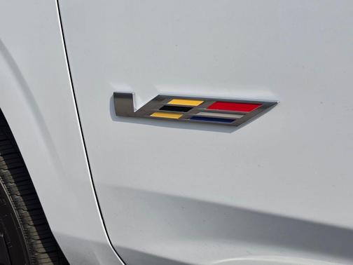 Crystal White Tricoat 2025 Cadillac Escalade V-Series