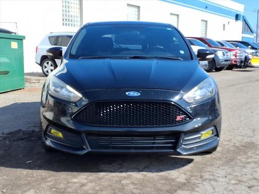 2017 Ford Focus ST 