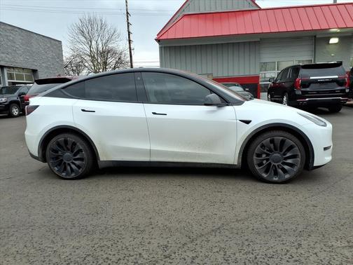 2021 Tesla Model Y Long Range Dual Motor All-Wheel Drive