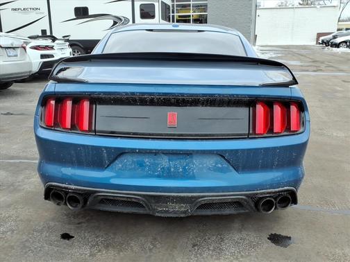 2020 Ford Shelby GT350 Base