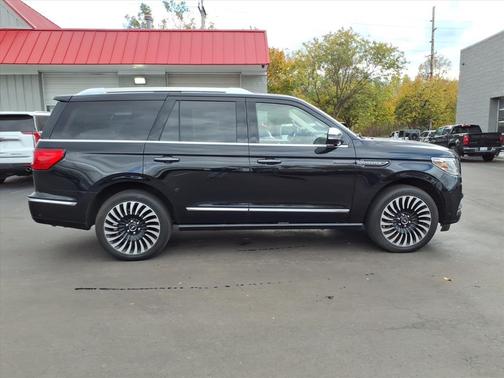2021 Lincoln Navigator Black Label