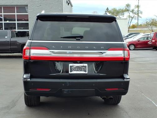 2021 Lincoln Navigator Black Label