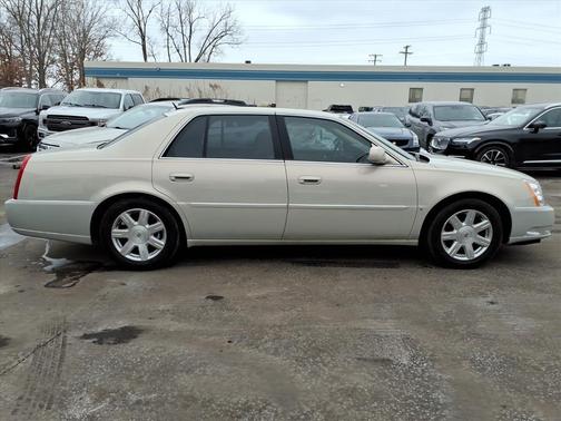 2007 Cadillac DTS Luxury