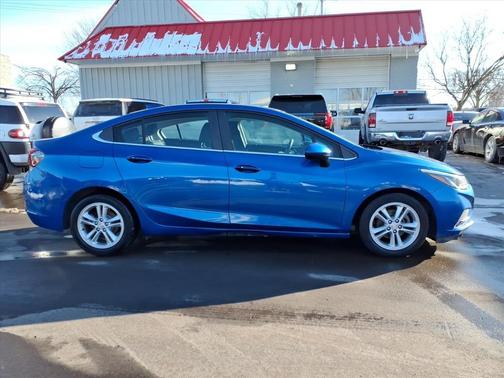 2016 Chevrolet Cruze LT Auto