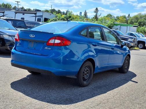 2013 Ford Fiesta SE