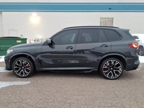 2022 BMW X5 M Base