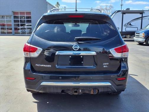 2016 Nissan Pathfinder S