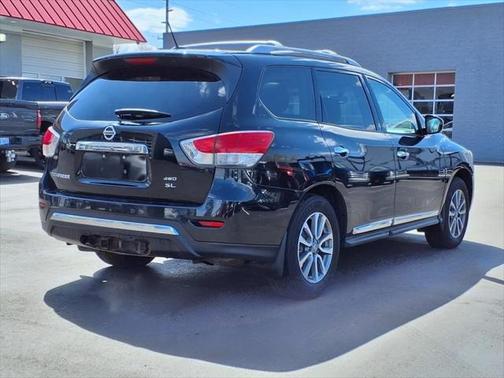 2016 Nissan Pathfinder S