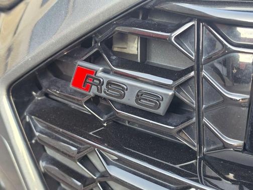 Daytona Gray Pearl Effect 2021 Audi RS 6 Avant 4.0T