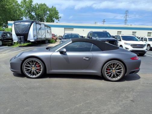 2018 Porsche 911 Carrera