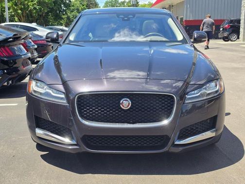 Ammonite Gray Metallic 2016 Jaguar XF 35t Prestige