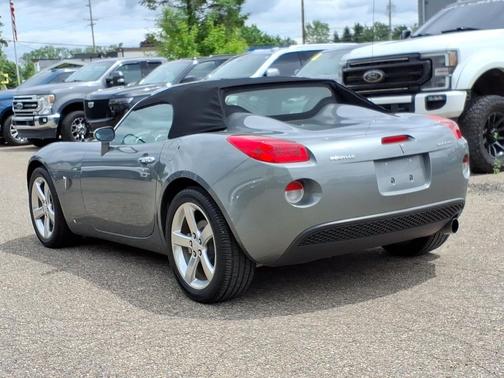 Sly (Shadow Gray Metallic) 2006 Pontiac Solstice Base
