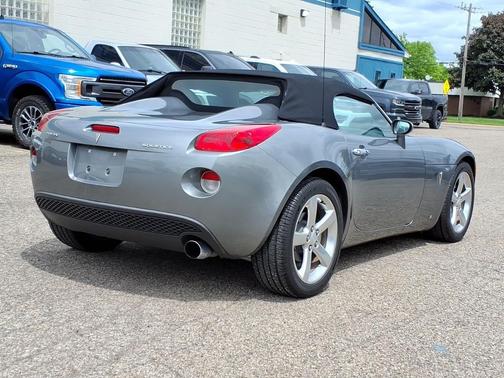 Sly (Shadow Gray Metallic) 2006 Pontiac Solstice Base