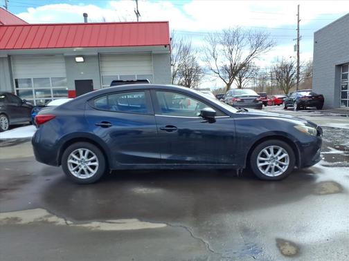 2016 Mazda Mazda3 i Sport