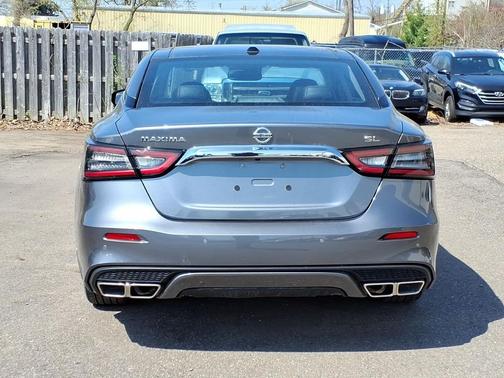Gun Metallic 2022 Nissan Maxima SL