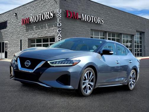 Gun Metallic 2022 Nissan Maxima SL