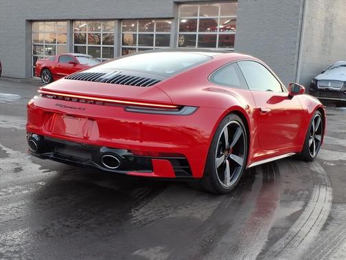 2024 Porsche 911 Carrera 4S