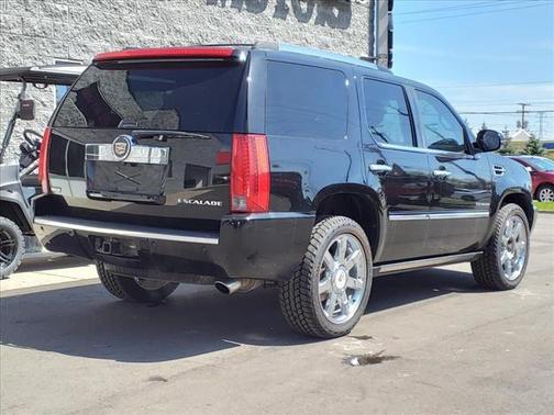 2011 Cadillac Escalade Premium