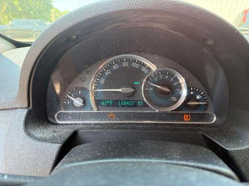Blue 2010 Chevrolet HHR LT