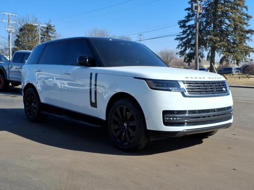 2025 Land Rover Range Rover P400 SE 7 Seat