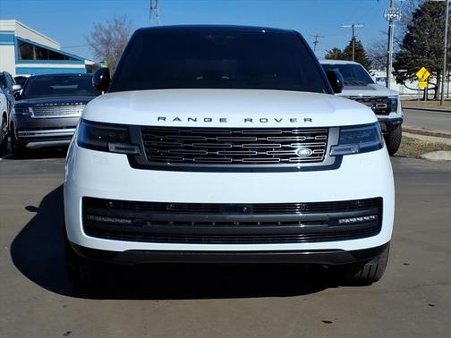 2025 Land Rover Range Rover P400 SE 7 Seat