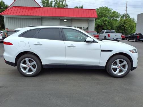2018 Jaguar F-PACE 25t Premium