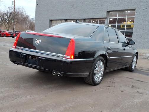 2010 Cadillac DTS Platinum Collection