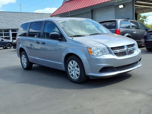 2020 Dodge Grand Caravan SE