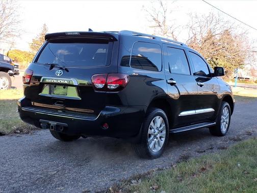 2020 Toyota Sequoia Platinum