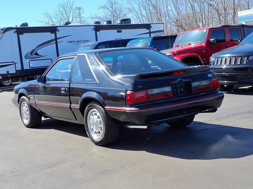 1988 Ford Mustang LX