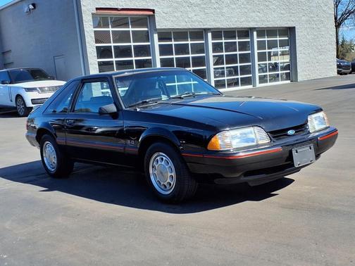 1988 Ford Mustang LX