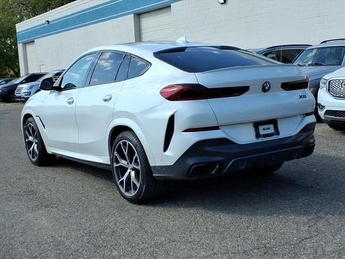 2021 BMW X6 xDrive40i