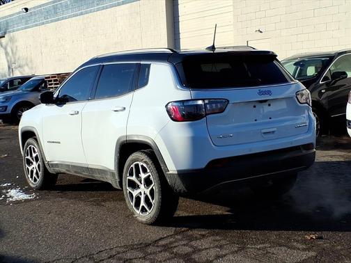 2024 Jeep Compass Limited