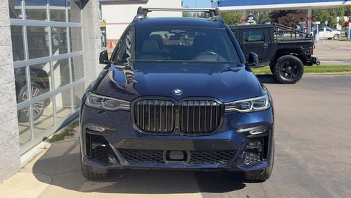 Tanzanite Blue II Metallic 2021 BMW X7 M50i