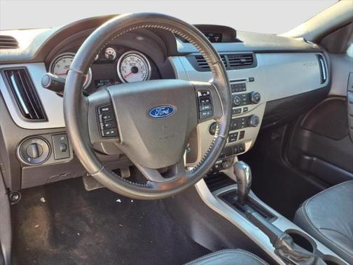 2009 Ford Focus SES