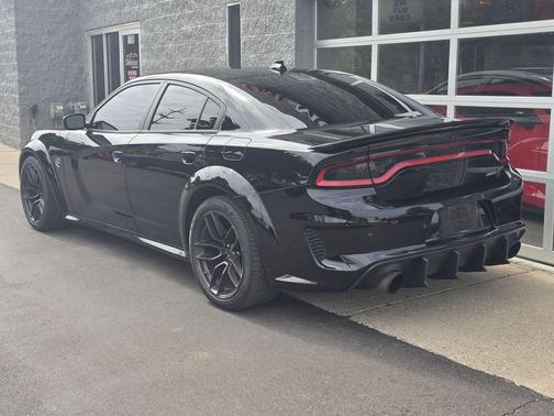Pitch Black Clearcoat 2023 Dodge Charger SRT Hellcat Widebody Jailbreak