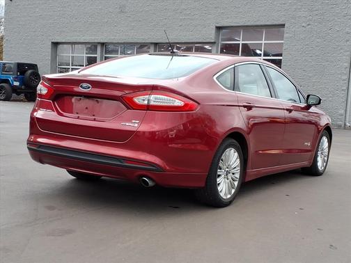 2014 Ford Fusion Hybrid SE