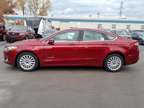 2014 Ford Fusion Hybrid SE
