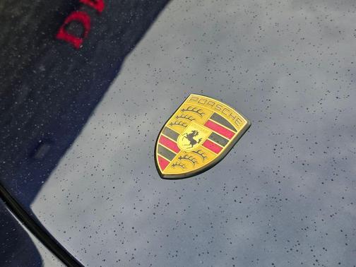 Blue 2006 Porsche 911 Carrera 4