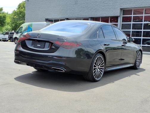 Gray 2021 Mercedes-Benz S-Class 4MATIC