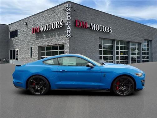 2022 Ford Shelby GT500 Base