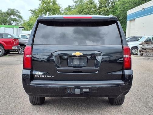 2019 Chevrolet Suburban LT