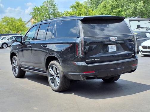2025 Cadillac Escalade Sport