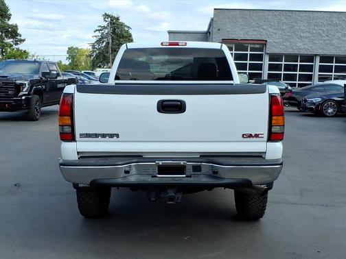 2004 GMC Sierra 2500 SLE H/D