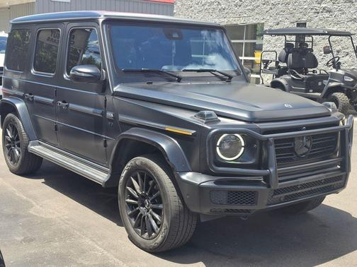 MANUFAKTUR Night Black Magno 2023 Mercedes-Benz G-Class 4MATIC